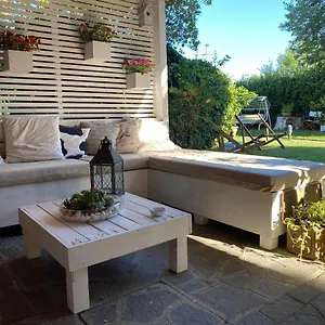 Longara Bed & Breakfast